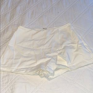 SHEIN White Skort